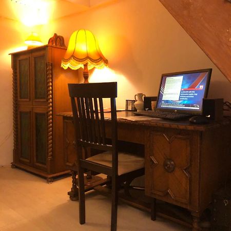 Bella Apartment Будапеща Екстериор снимка